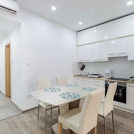 House4us.central Budapest.luxury Apartment. Deak Ferenc Ter Budapesta